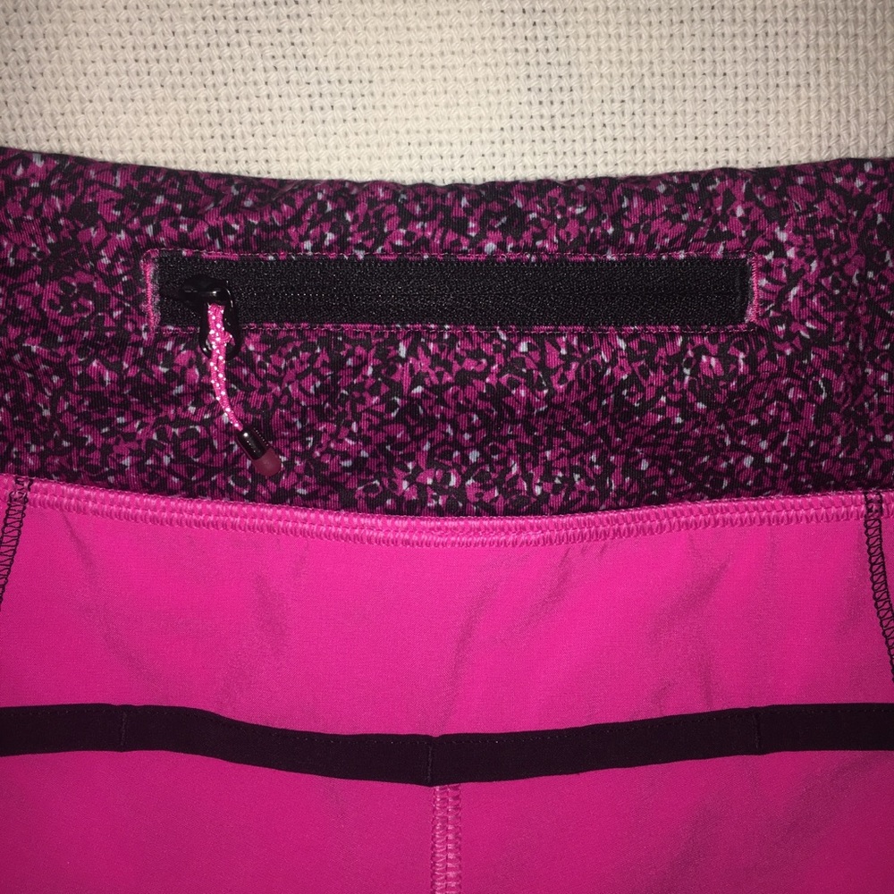 🍋Lululemon Speed up Shorts🍋 - Picture 4 of 5